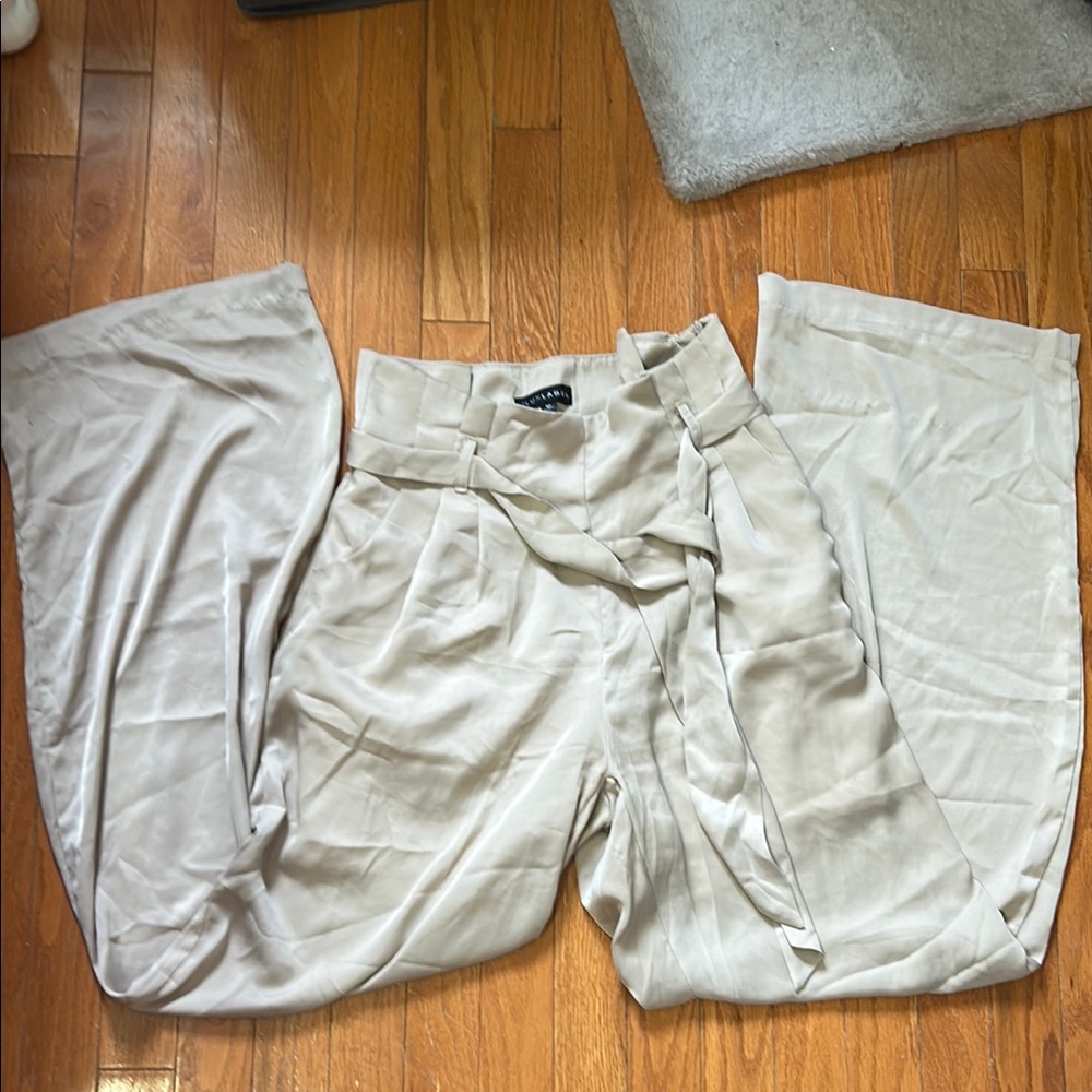 Elegant Light Gray Wide-Leg Pants